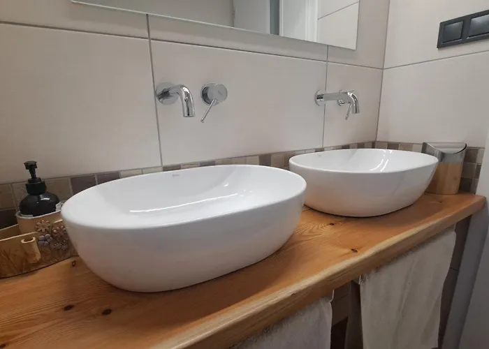 Wellness Roubenka Holci Дом отдыха Miretice